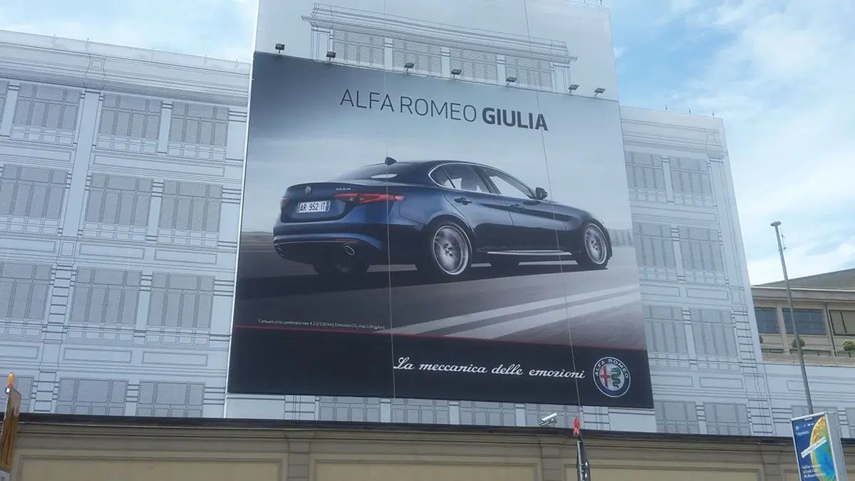 E sul Lingotto spunta l'Alfa Giulia...