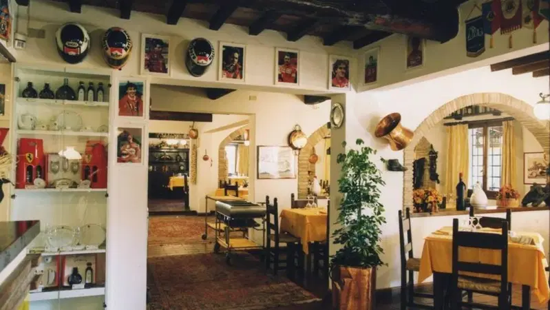 All'asta a Parigi la collezione Neri: i pezzi di storia Ferrari del Cavallino di Maranello