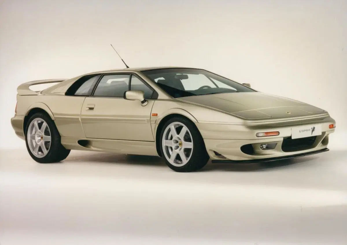 Il 2021 di Stellantis pensiona Alfa 4C? Quello Geely porta la nuova sportiva tutta da guidare: Lotus Type 131 [termica] (2)