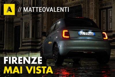 Nuova Fiat 500 elettrica: visita guidata a Firenze (in punta di piedi) [Video]