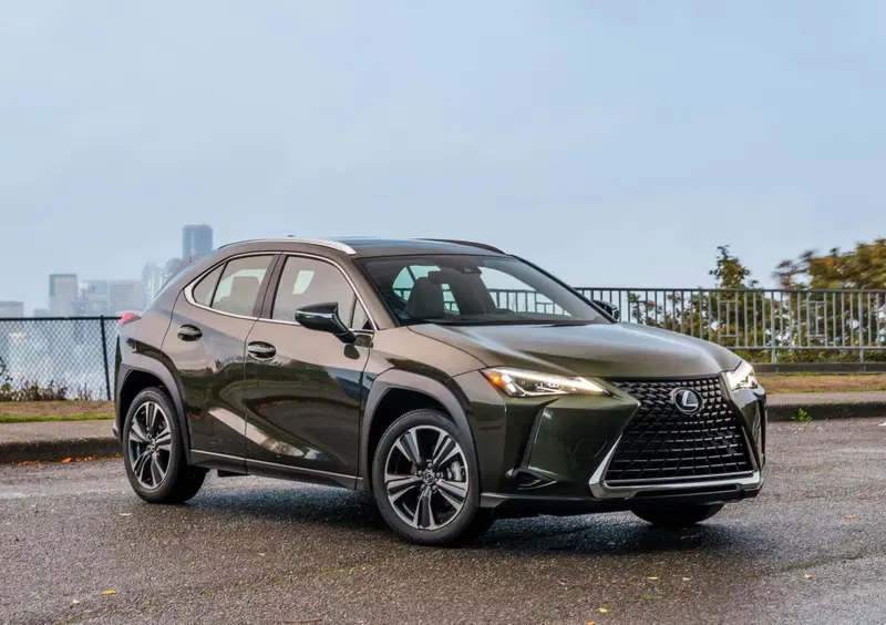 Lexus UX (2021-->>) (24)
