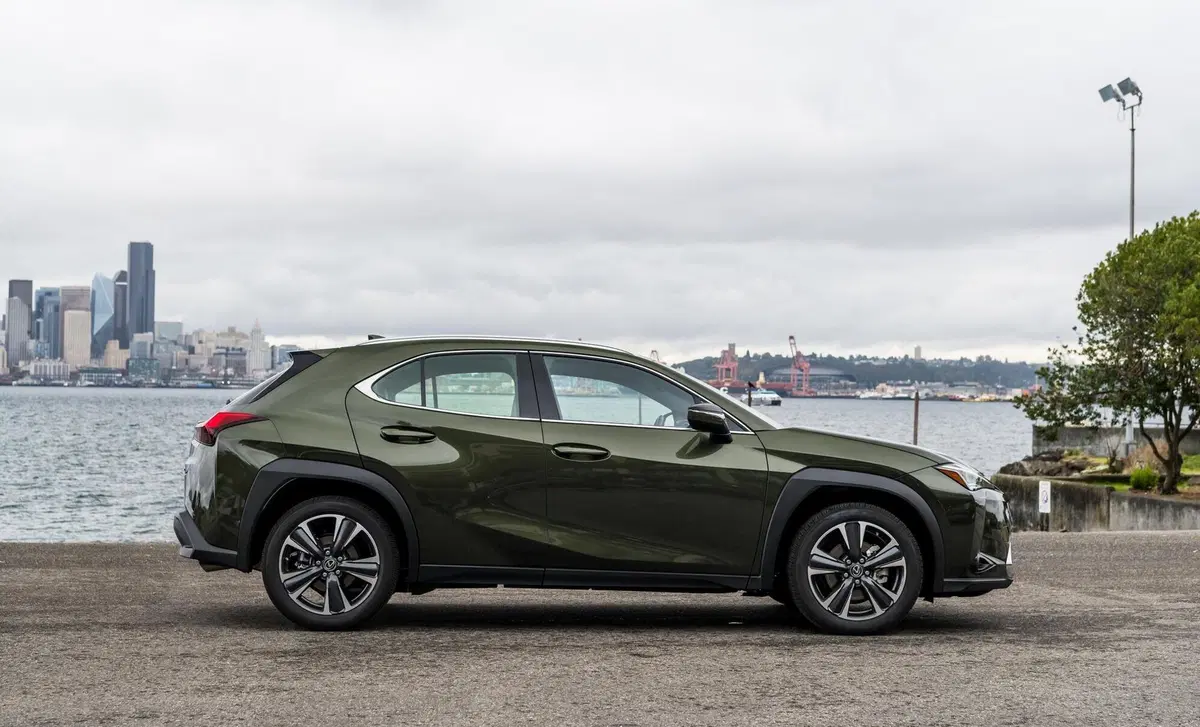 Lexus UX 300e 72,8kWh Luxury (25)