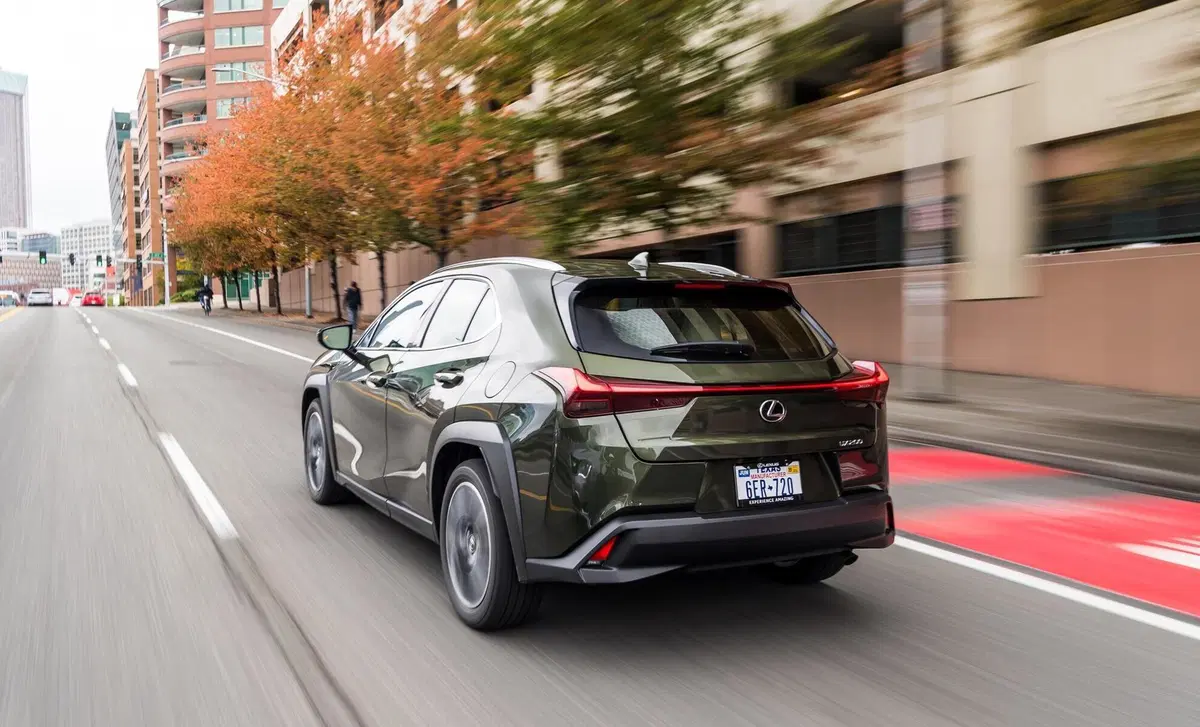 Lexus UX 300e 72,8kWh Luxury (27)