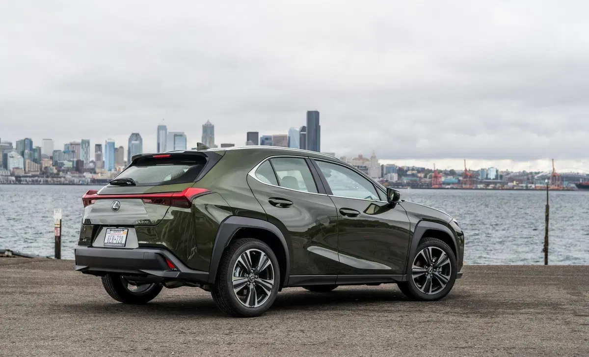 Lexus UX 300e 72,8kWh Luxury (29)