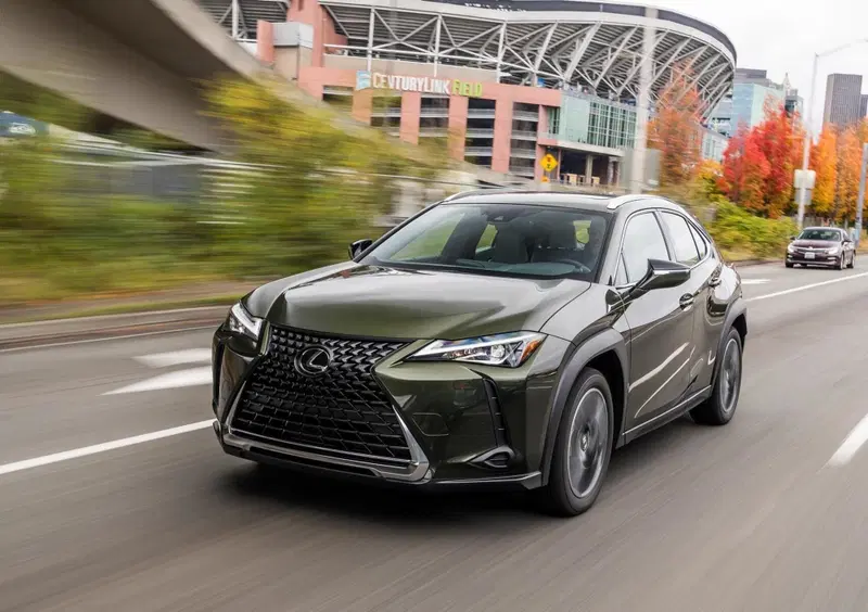 Lexus UX (2021-->>) (30)