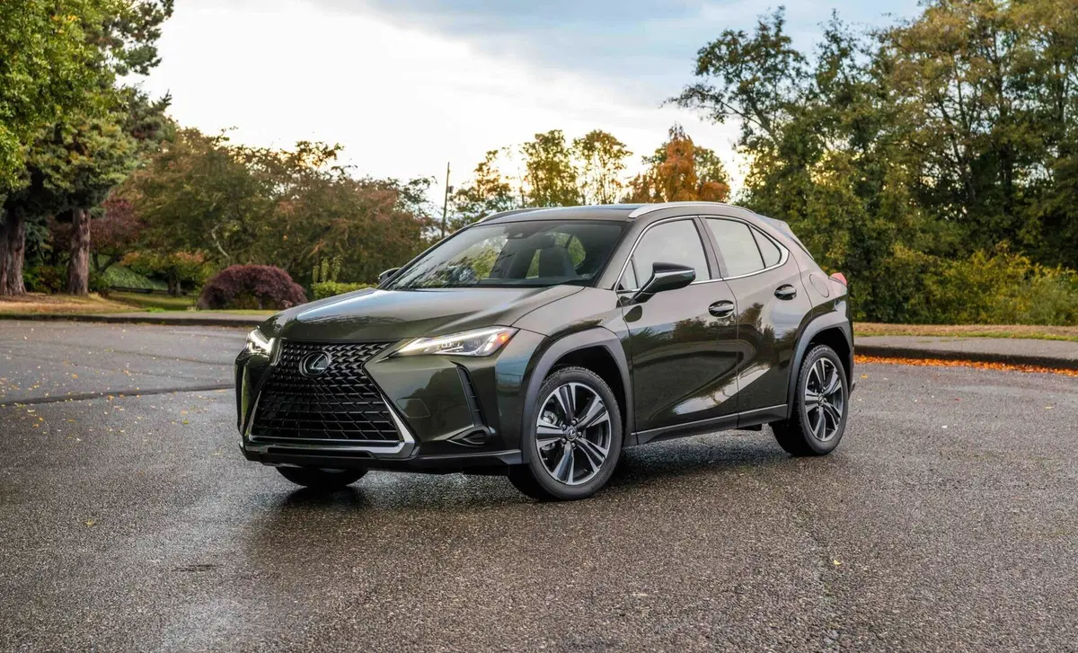 Lexus UX 300e 72,8kWh Luxury (32)