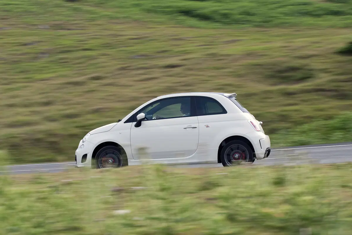 Abarth 500 Cabrio (2010-15) (4)