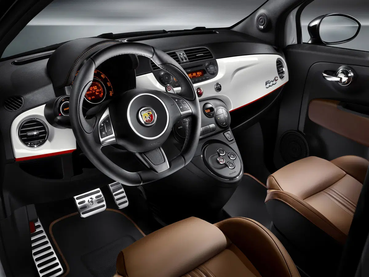 Abarth 500 Cabrio (2010-15) (6)