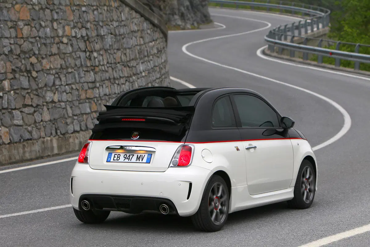 Abarth 500 Cabrio (2010-15) (2)
