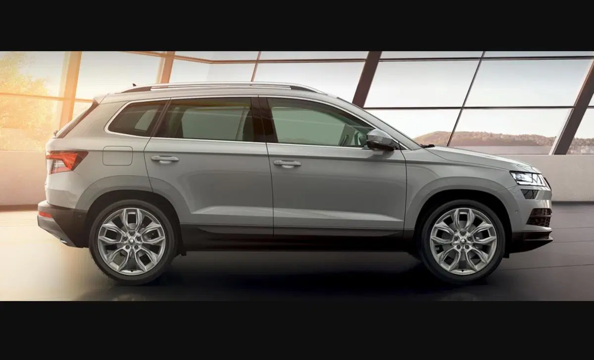 Skoda Karoq 2.0 tdi Sportline 115cv (33)