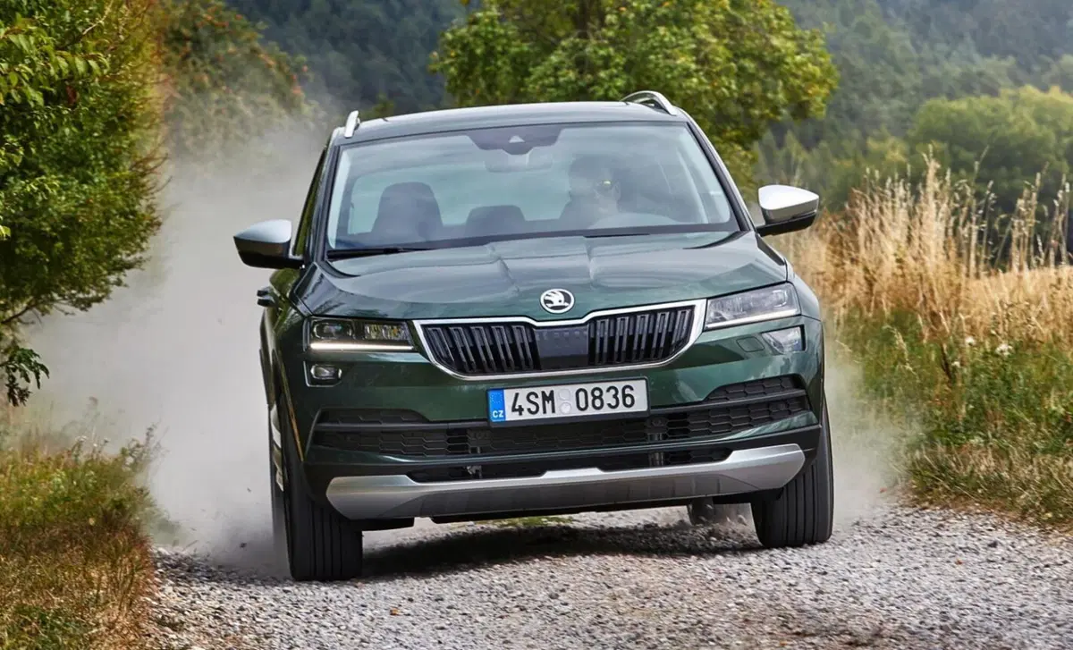 Skoda Karoq 2.0 tdi Sportline 115cv (28)