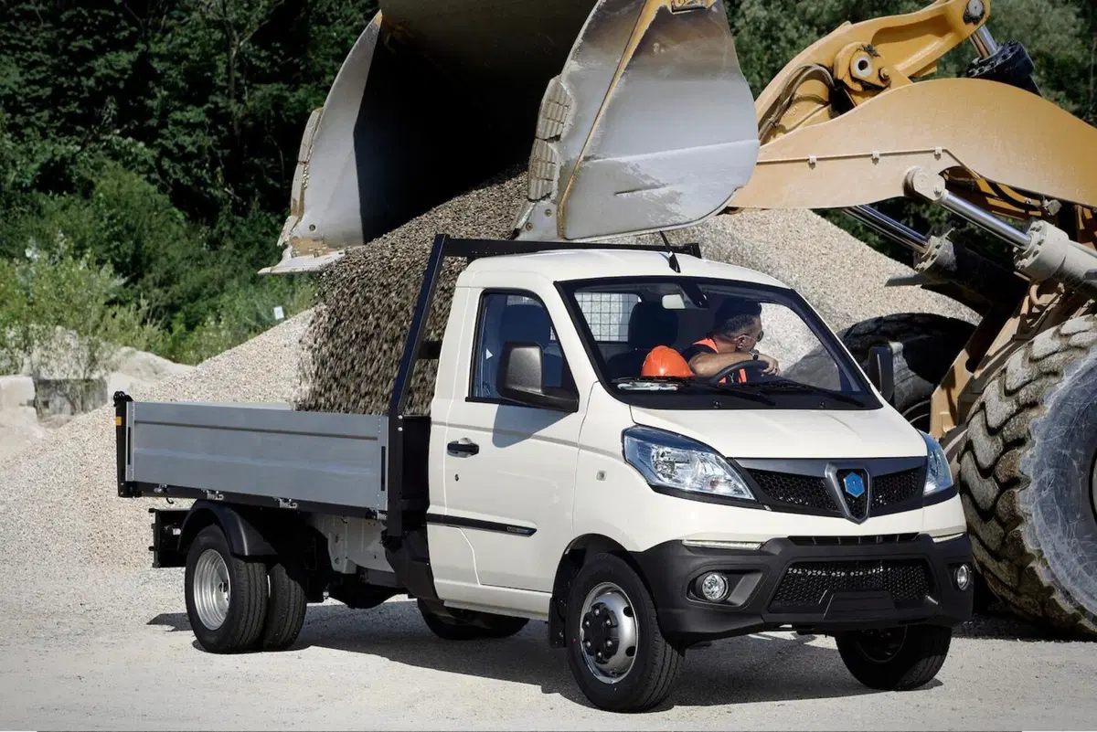Piaggio Porter NP6: nuovo protagonista in città (2)