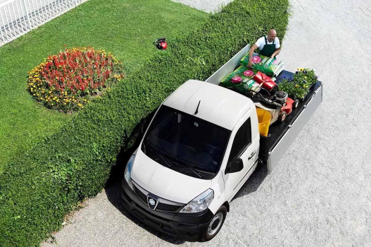 Piaggio Porter NP6: nuovo protagonista in città (6)