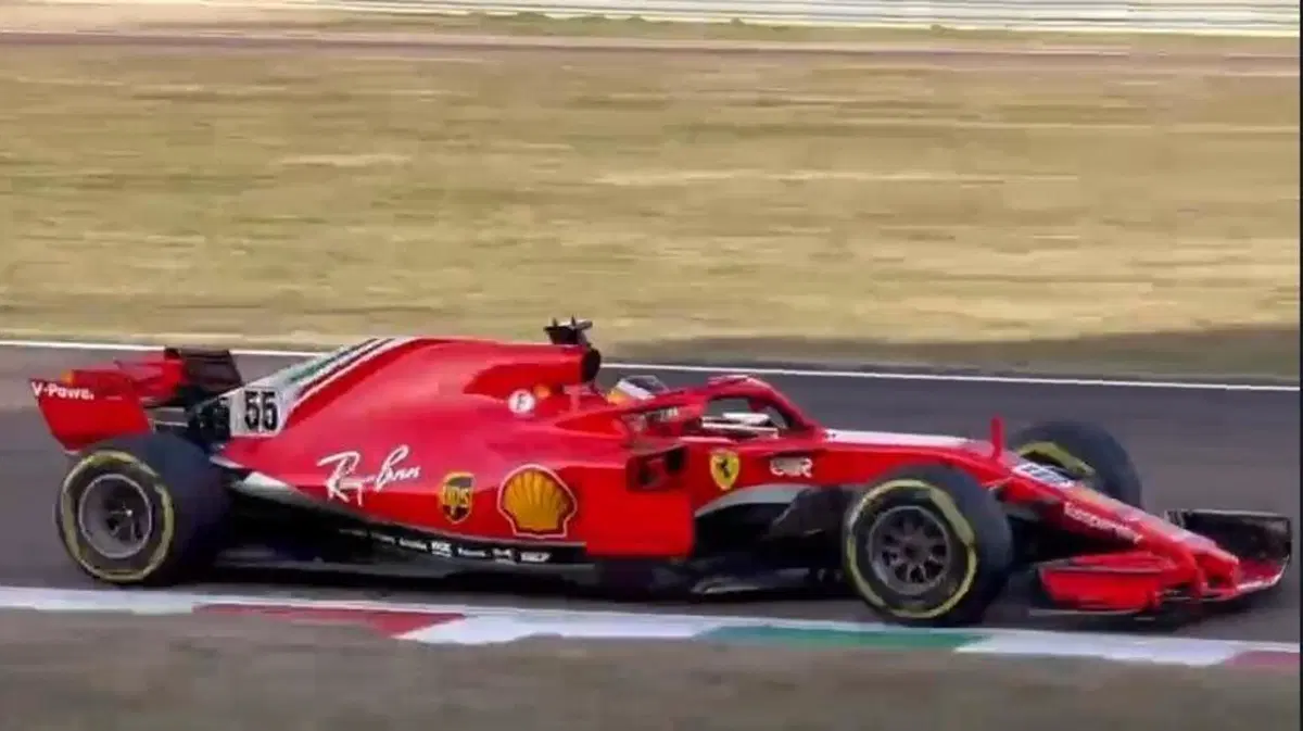 F1, Carlos Sainz per la prima volta alla guida di una Ferrari a Fiorano [Video] (8)