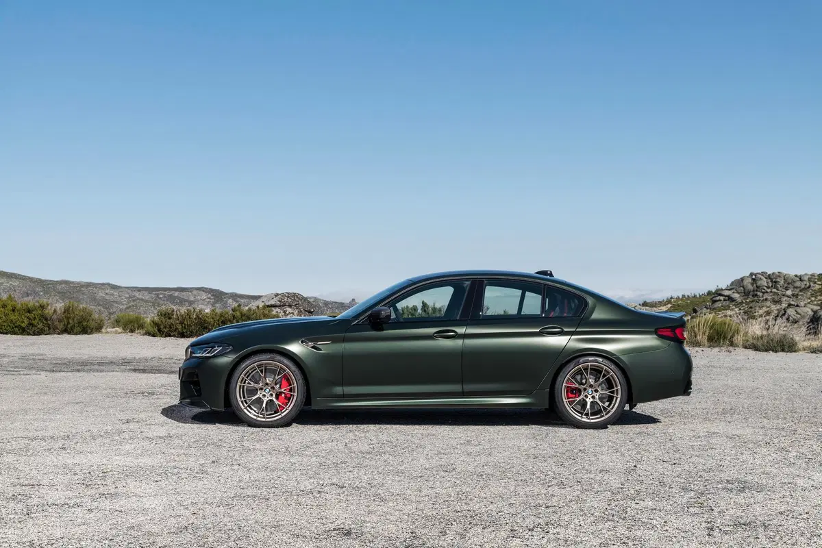 BMW M5 CS, arriva la serie limitata da 635 CV (14)
