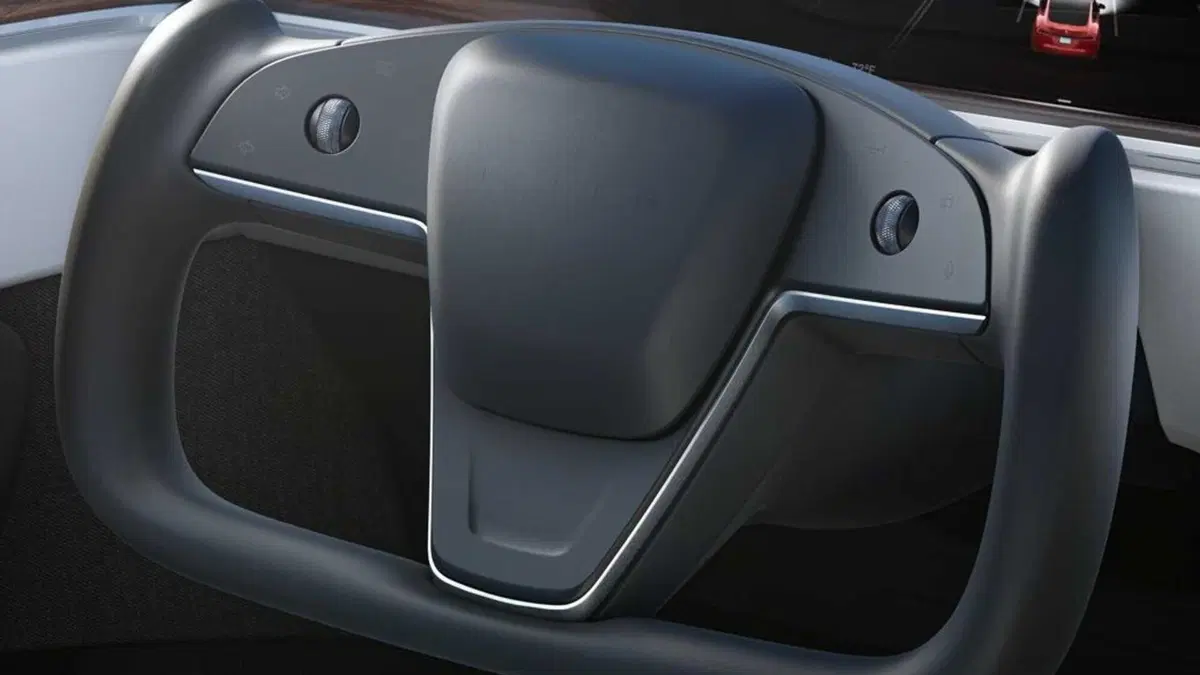 Tesla Model S 2021, il volante diventa una cloche (8)
