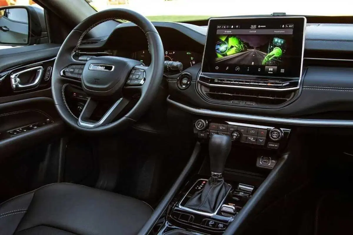 Jeep Compass, il MY2021 debutterà nella versione 80° Anniversario (4)
