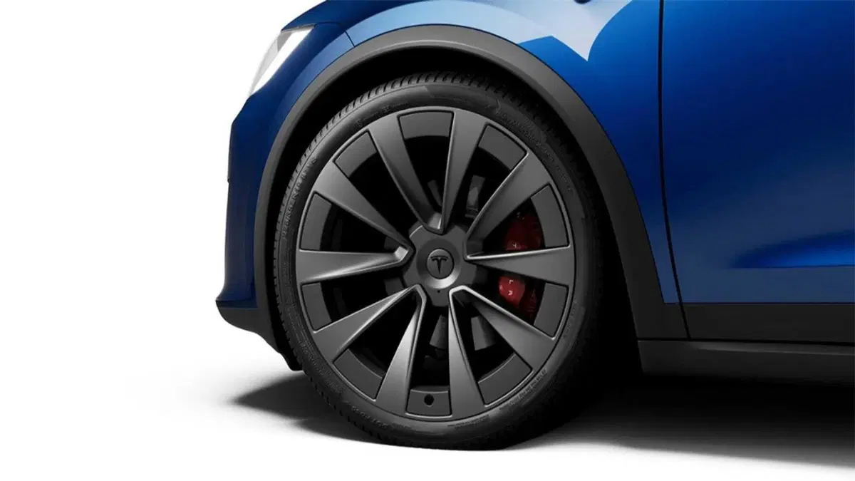 Tesla Model X Plaid, con 1.020 CV è il SUV più potente al mondo (6)