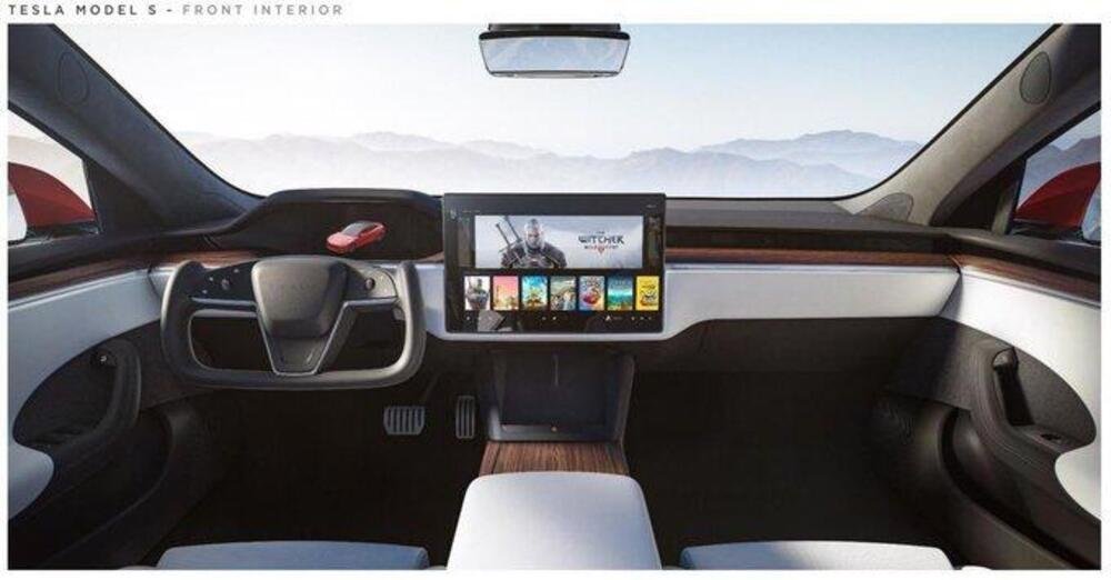 Gli interni della nuova Plaid Model S