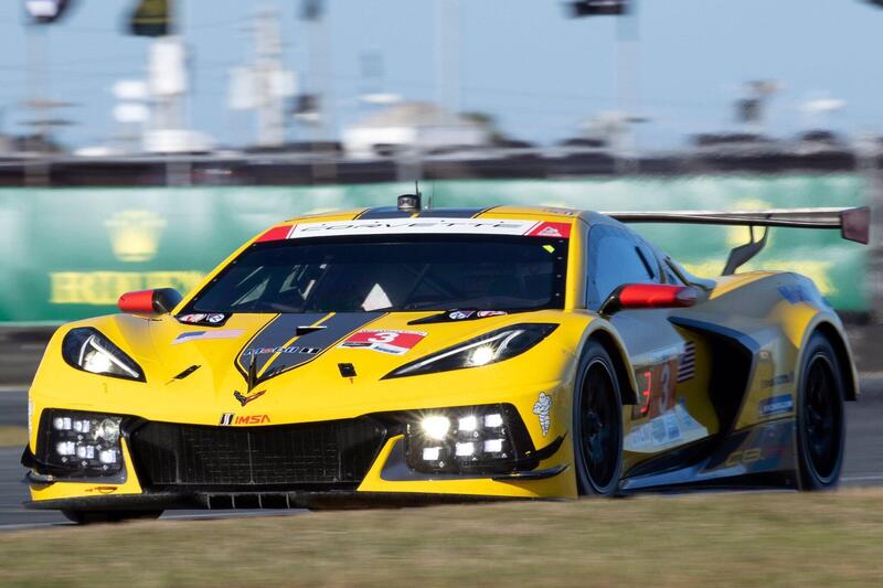 24 Ore di Daytona: Garcia vince in GTLM, ma risulta positivo al COVID-19 durante la corsa