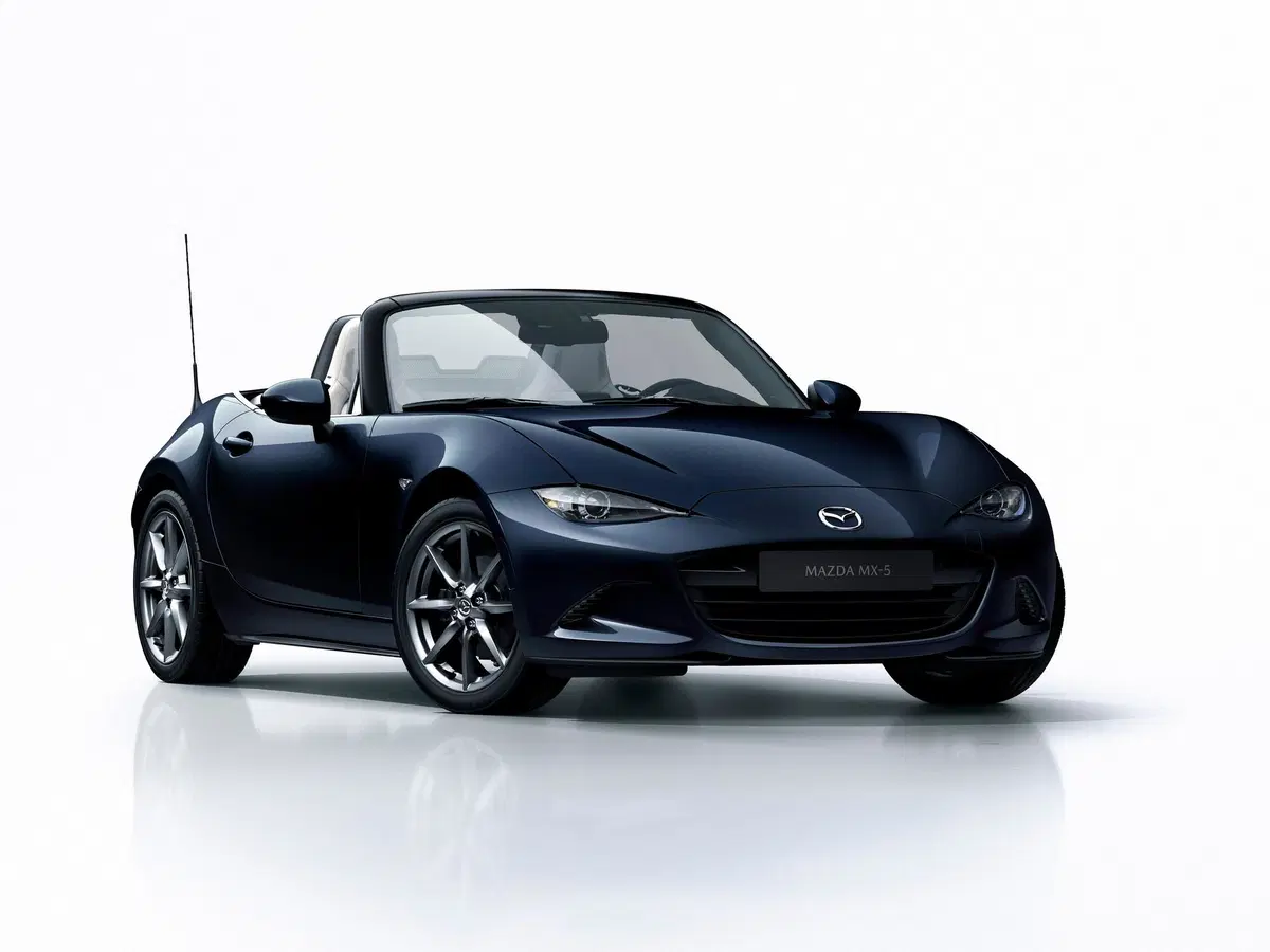 Mazda MX-5, le novit&agrave; del model year 2021