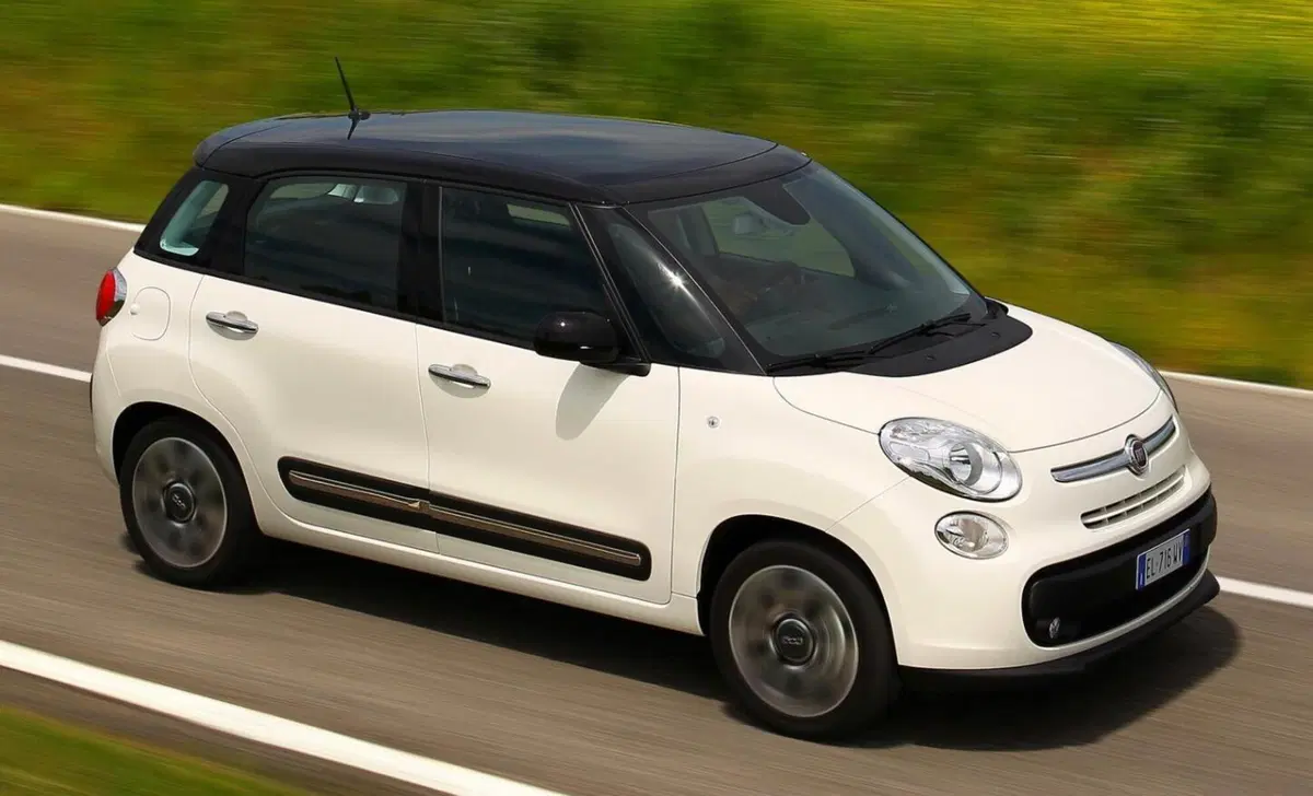 Fiat 500L 1.3 Multijet 95 CV Red (25)