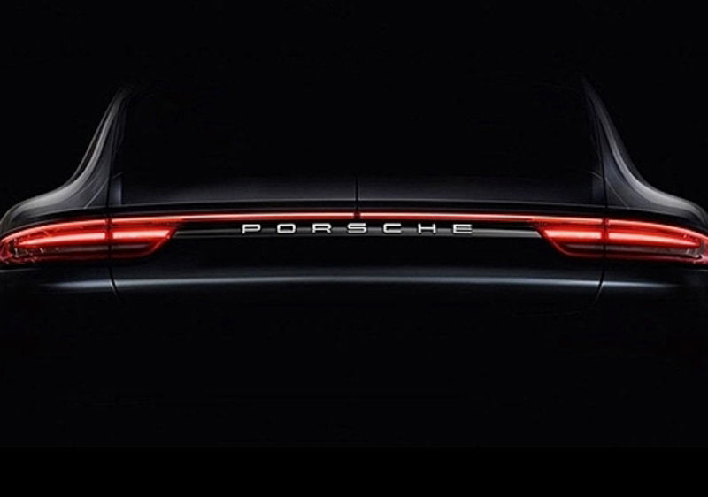 Nuova Porsche Panamera: primo teaser della seconda generazione