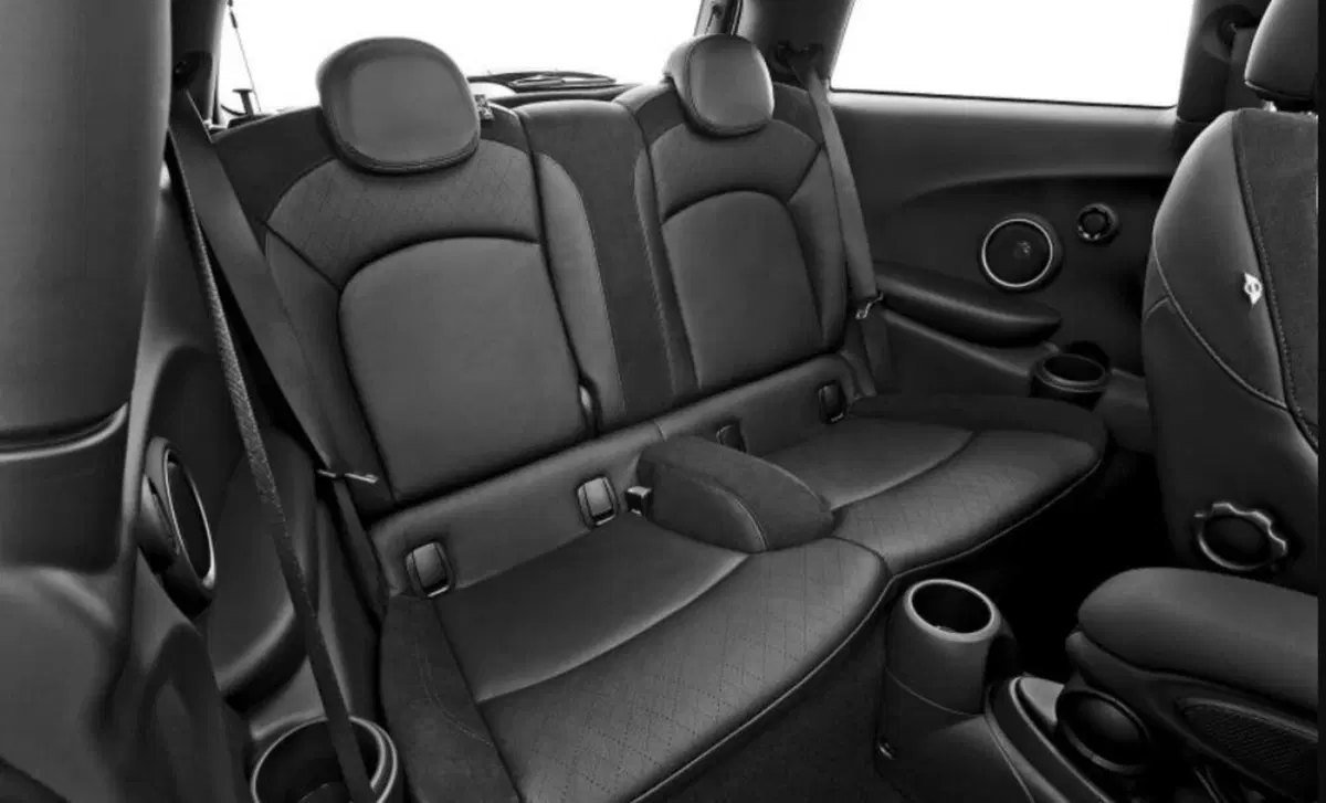 MINI Mini 2.0 Cooper S Yours 5 porte (13)