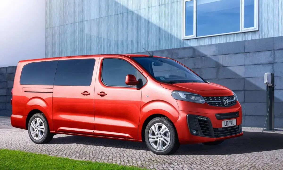 Opel Vivaro-e Life (2020-->>) (6)