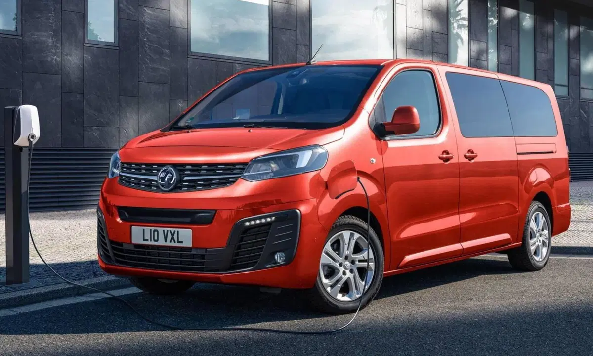 Opel Vivaro-e Life (2020-->>) (9)