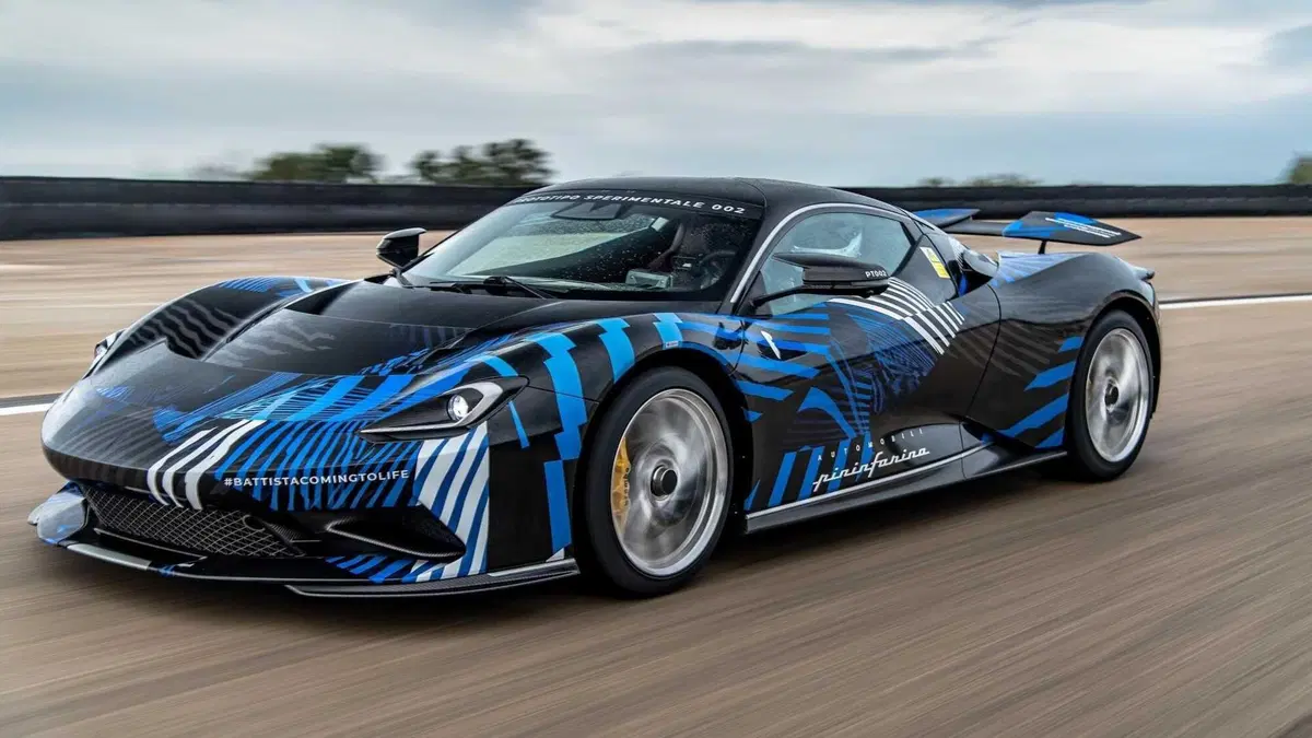 Nick Heidfeld in pista a Nardò con la Pininfarina Battista (3)