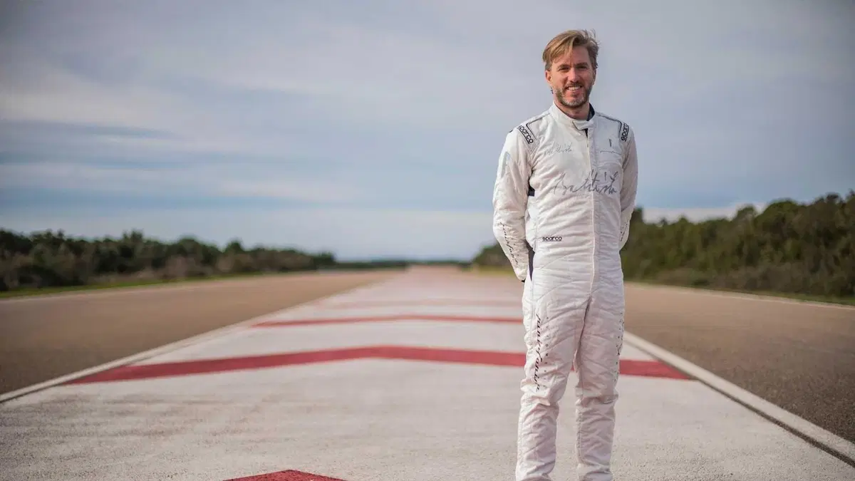 Nick Heidfeld in pista a Nardò con la Pininfarina Battista (7)