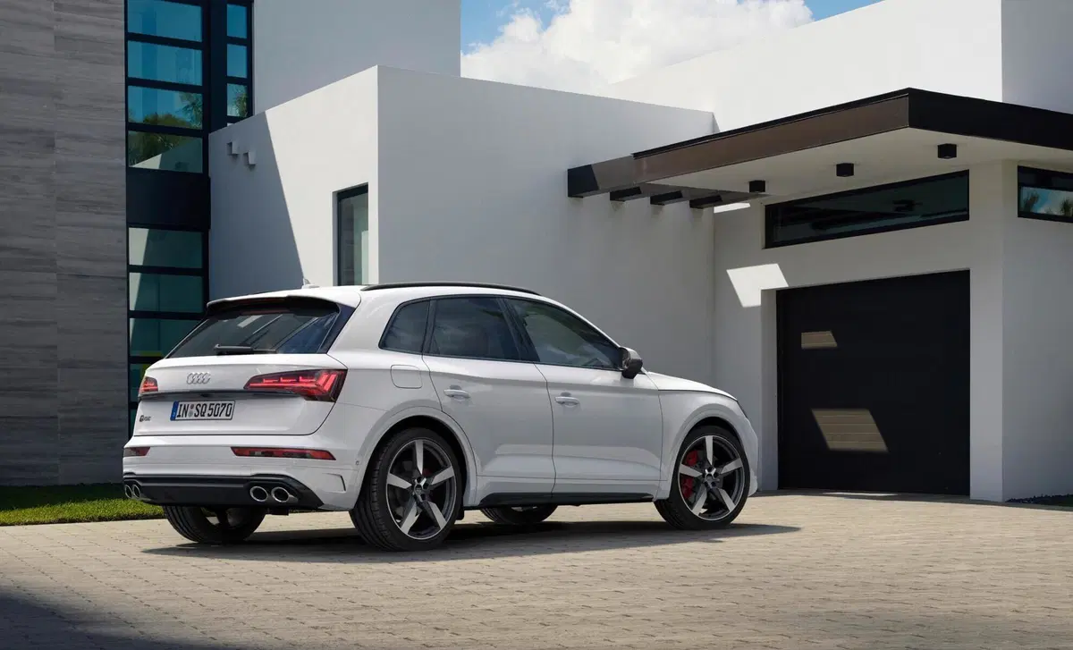 Audi SQ5 3.0 TFSI quattro tiptronic (10)