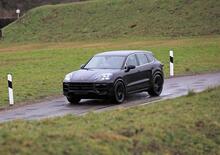 Porsche Cayenne restyling, le foto spia 