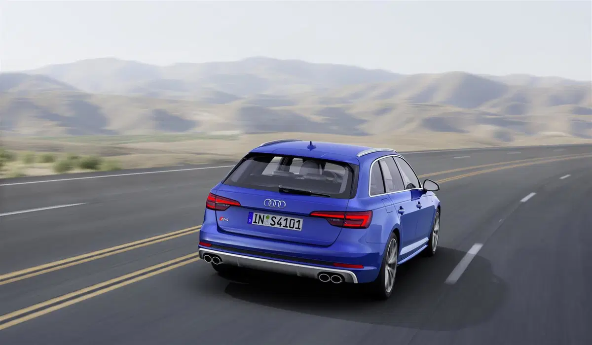 Nuova Audi S4: i prezzi per il mercato italiano (3)