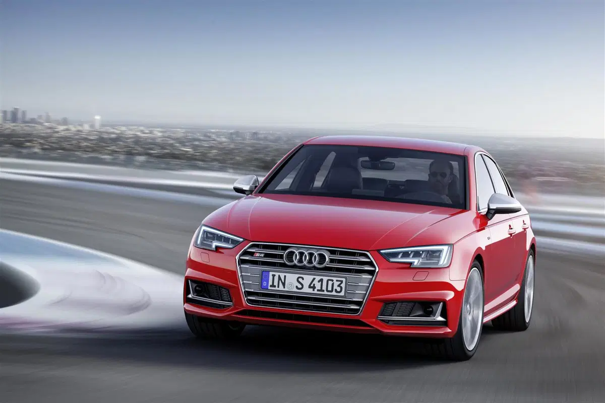 Nuova Audi S4: i prezzi per il mercato italiano (16)