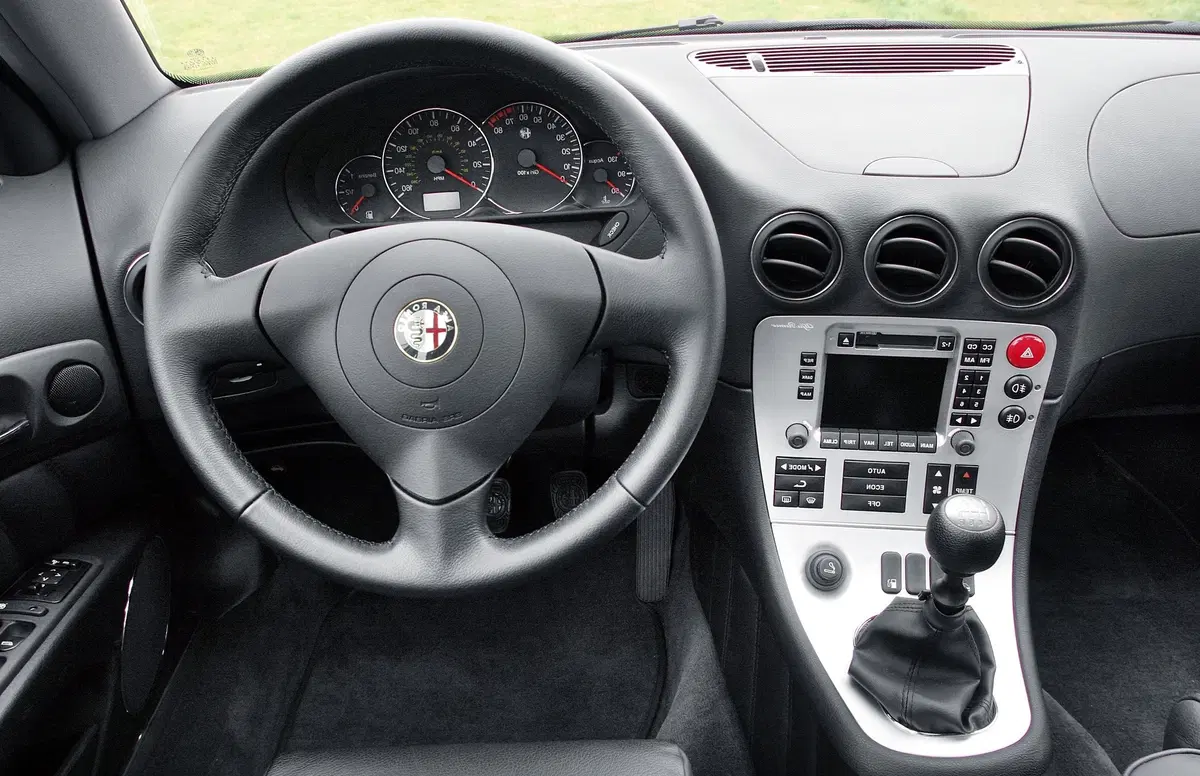 Alfa Romeo 166 (2003-08) (4)