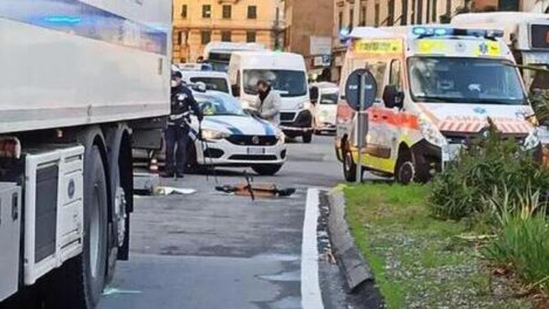 Travolta da un TIR mentre era in monopattino: muore mamma 34enne a Genova