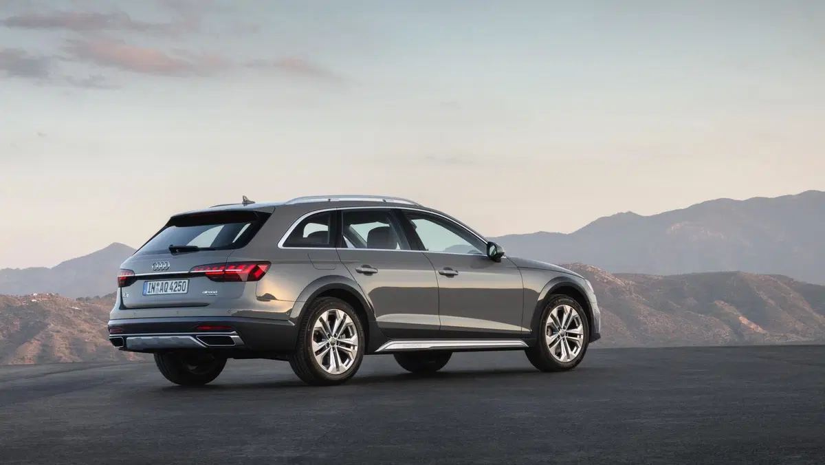 Audi A4 Allroad 40 TDI 190 CV S tronic Business Evolution (12)