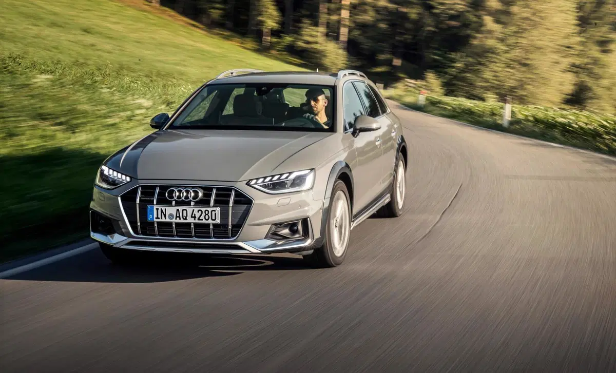 Audi A4 Allroad 40 TDI 190 CV S tronic Business Evolution (5)