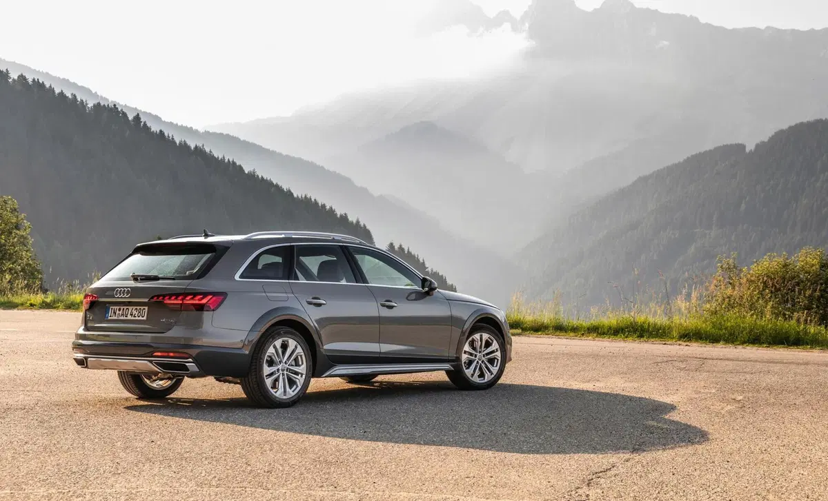 Audi A4 Allroad 40 TDI 190 CV S tronic Business Evolution (13)