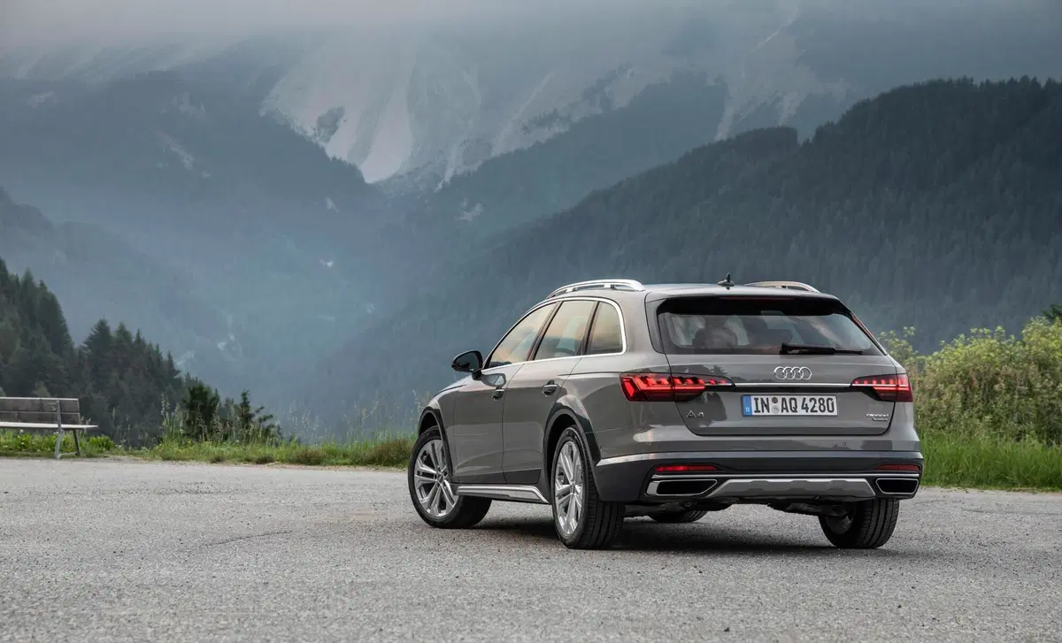 Audi A4 Allroad 40 TDI 190 CV S tronic Business Evolution (15)
