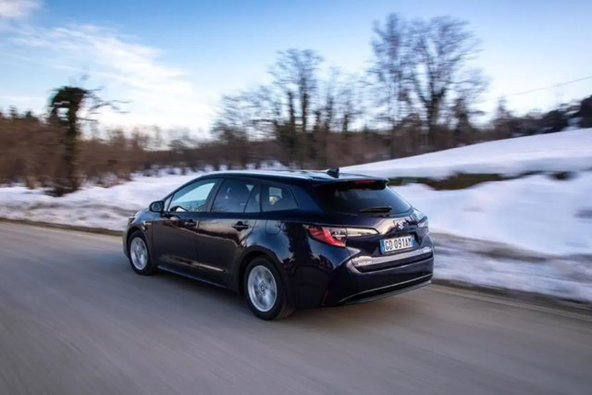 Swace Hybrid: l'auto che mancava a Suzuki [video prova] (6)