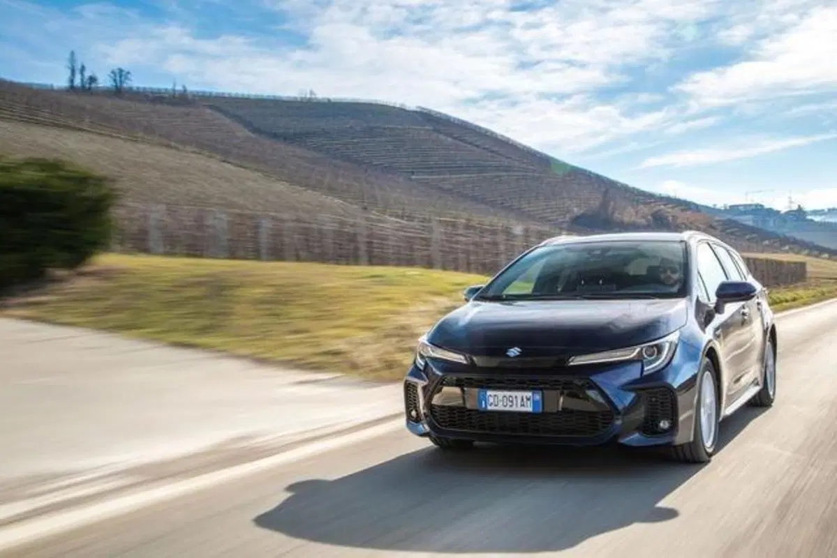 Swace Hybrid: l'auto che mancava a Suzuki [video prova] (8)
