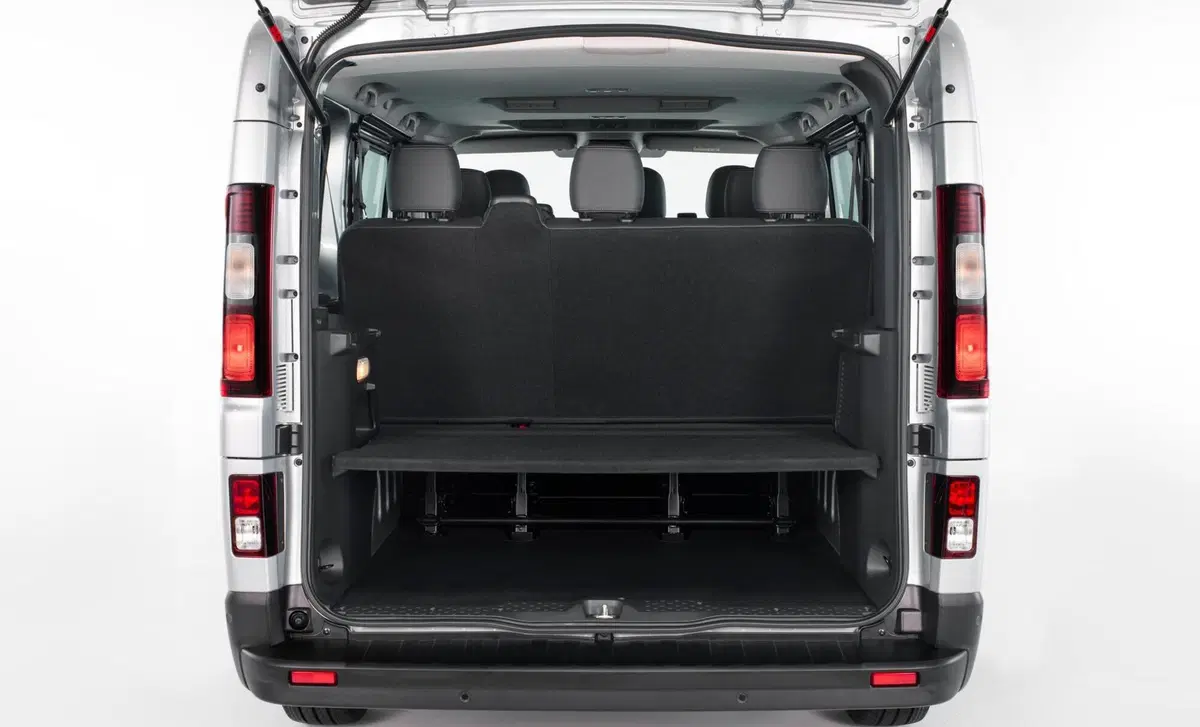 Nissan NV300 (2016-22) (26)