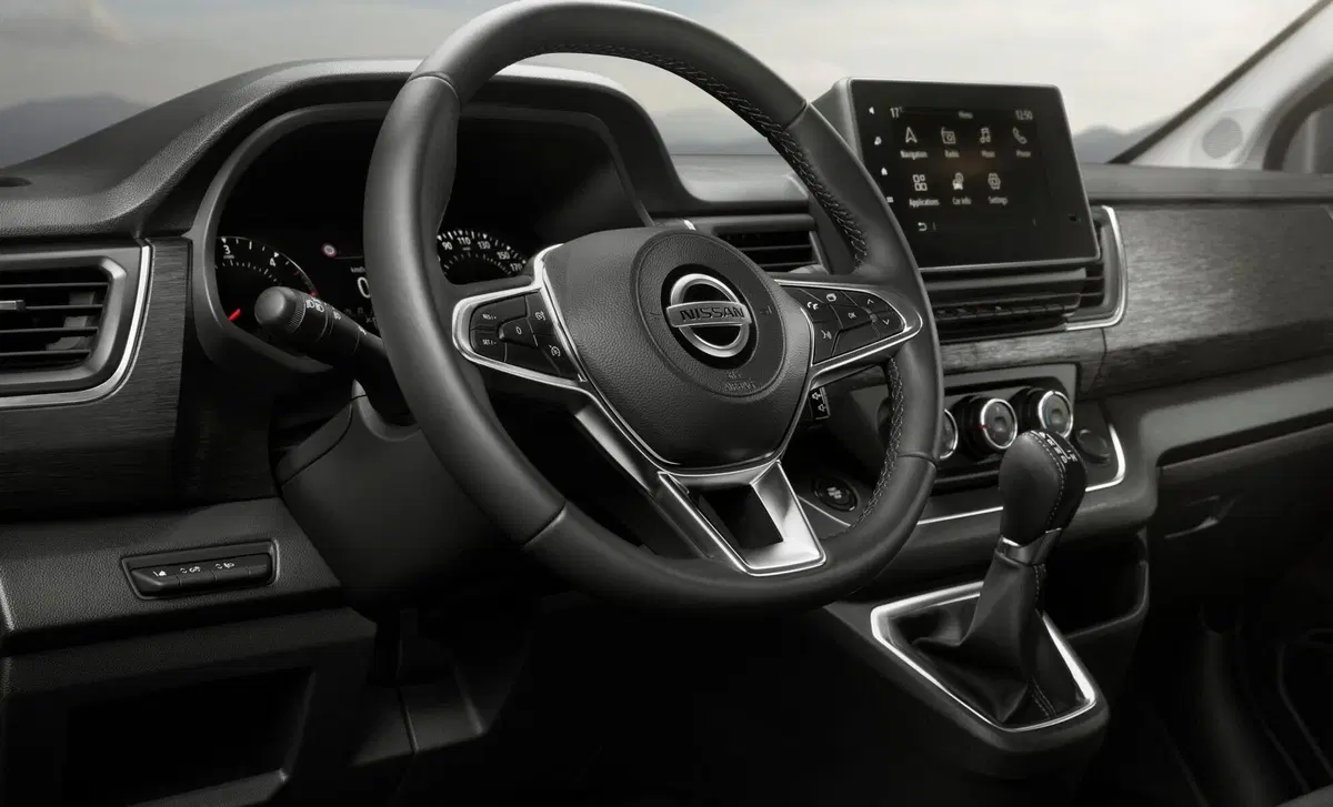 Nissan NV300 (2016-22) (11)