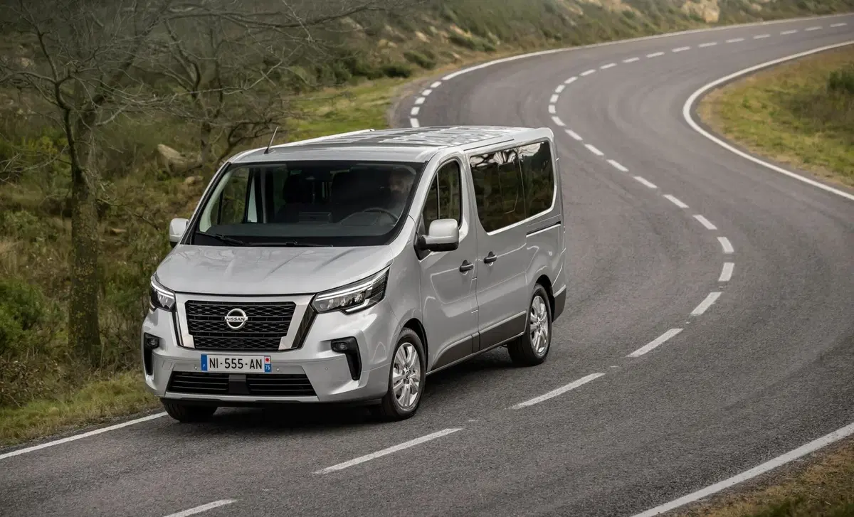 Nissan NV300 (2016-22) (9)