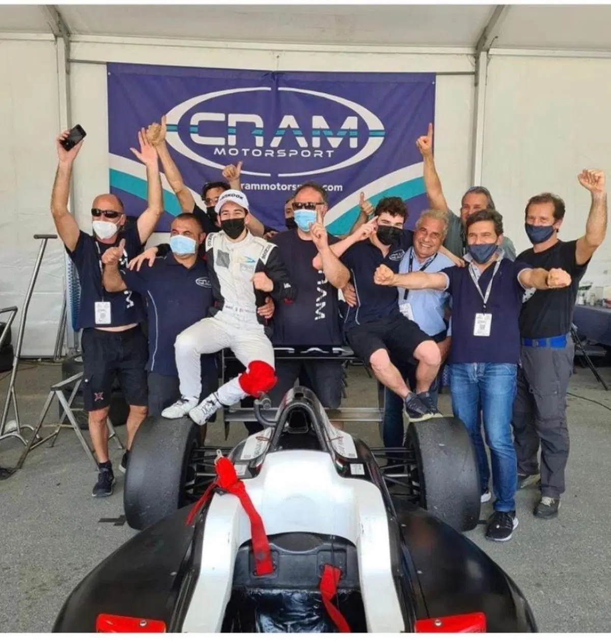 F4 EAU: A Enzo Trulli basta un podio per vincere il titolo assoluto