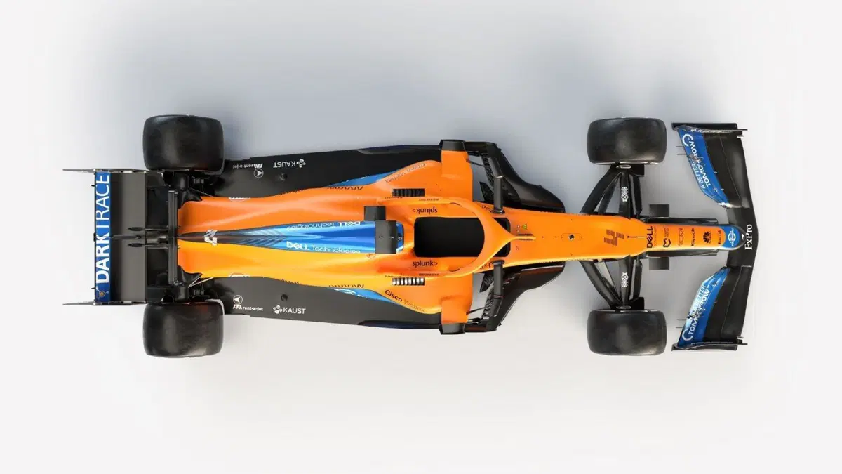 Formula 1, ritorna la McLaren-Mercedes: svelata la MCL35M (4)
