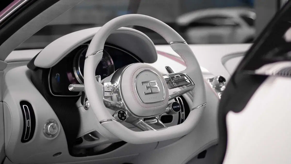 Bugatti Chiron Sport Alice, perfetta per San Valentino (8)